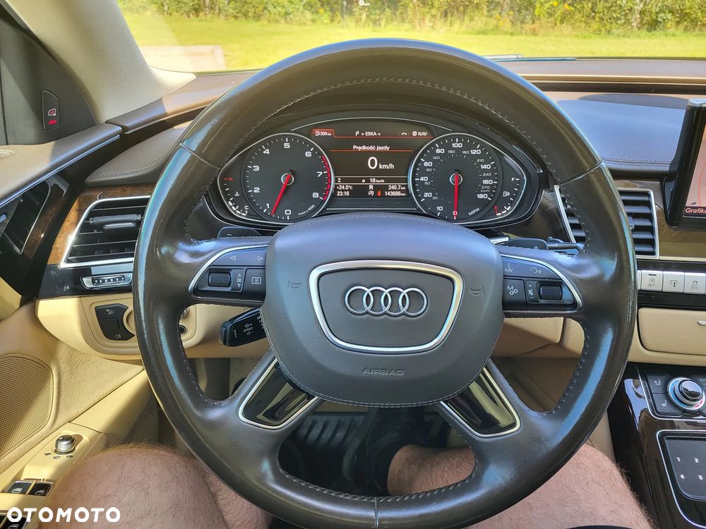 Audi A8 3.0 TFSI Quattro tiptronic - 25