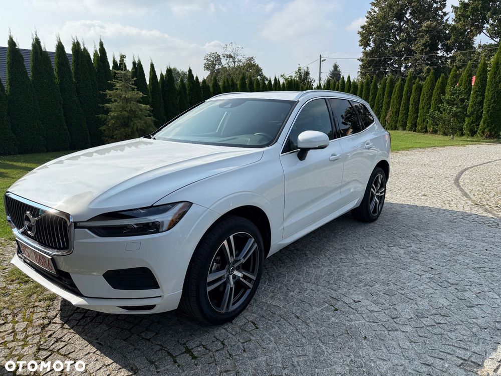 Volvo XC 60 T5 AWD Geartronic Momentum Pro - 1