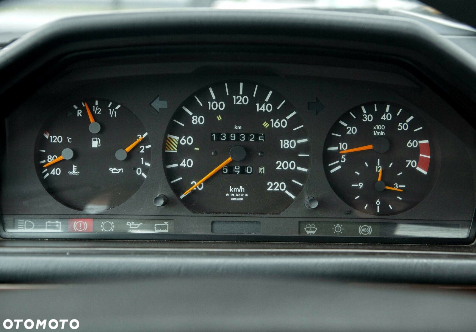 Mercedes-Benz W124 (1984-1993) - 38