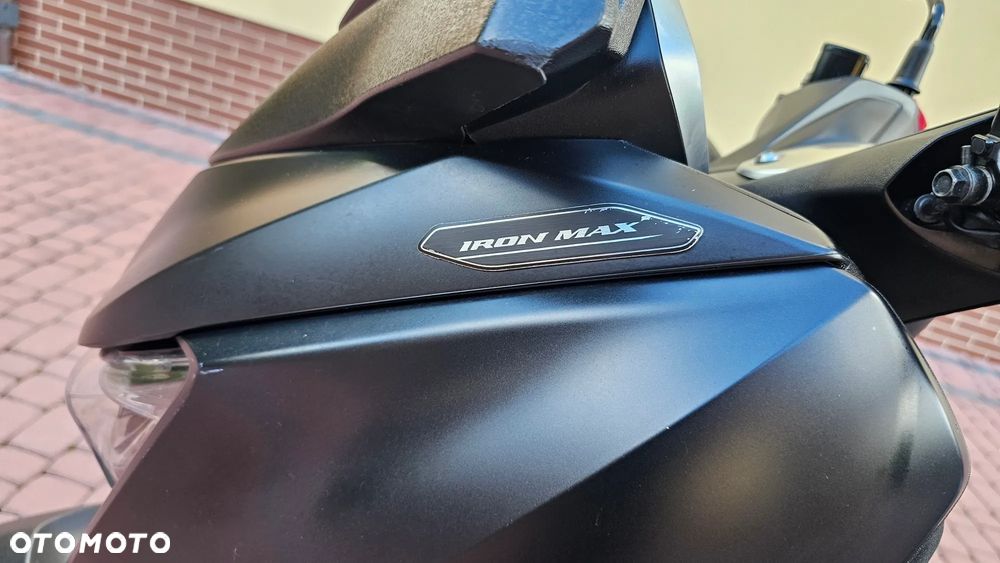 Yamaha X-max - 15