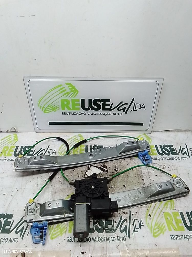 Motor De Elevador Fr Dta Opel Corsa D (S07) - 1