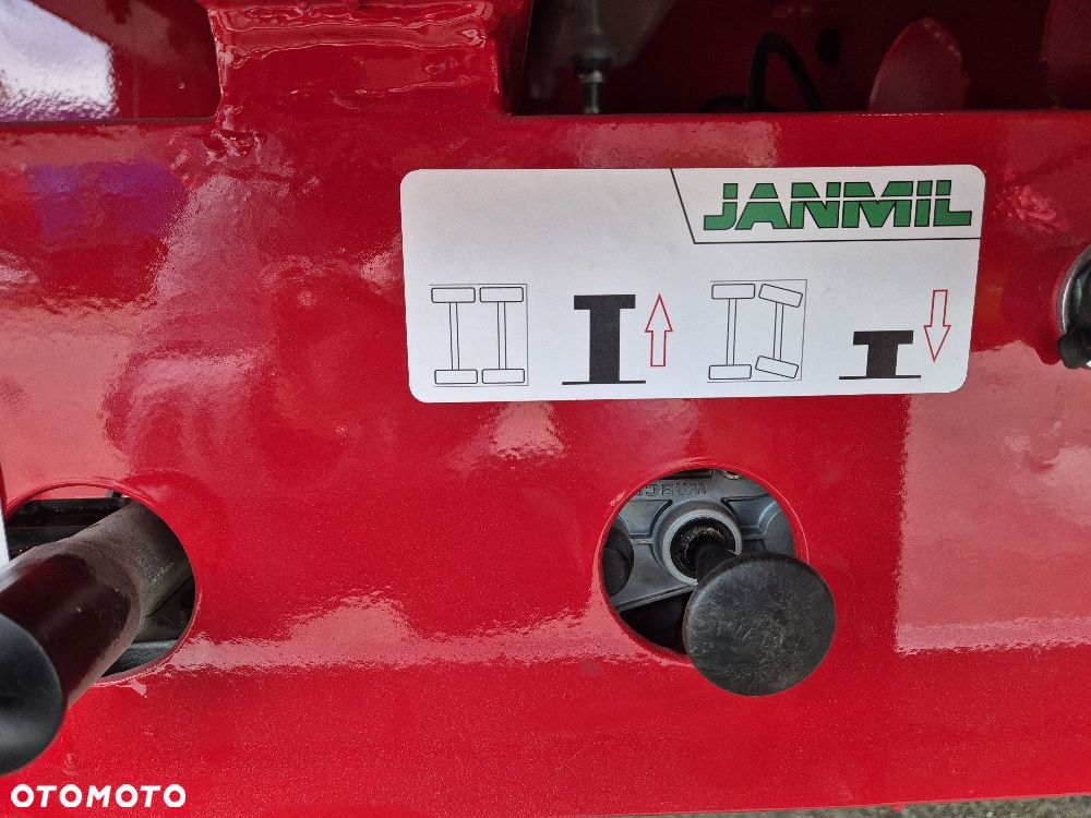 Janmil NISKOPODWOZIOWA / FABRYCZNIE NOWA / ZAGŁĘBIANA / - 36