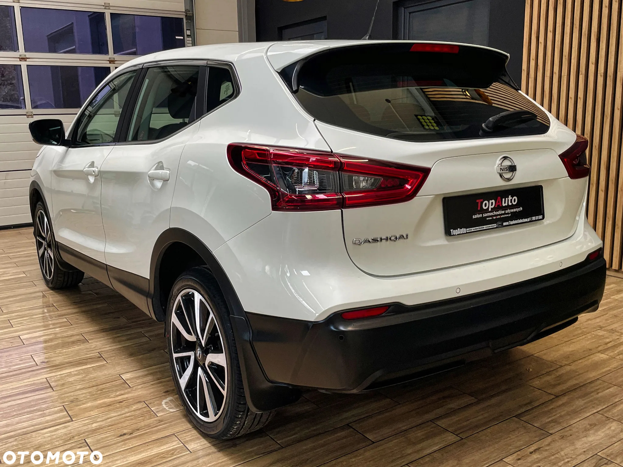 Nissan Qashqai 1.3 DIG-T Visia - 11