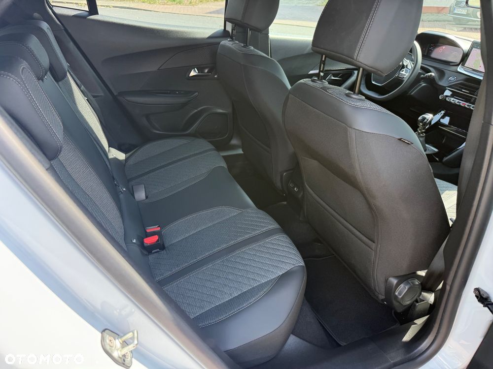 Peugeot 2008 TURBO 100 Allure - 13