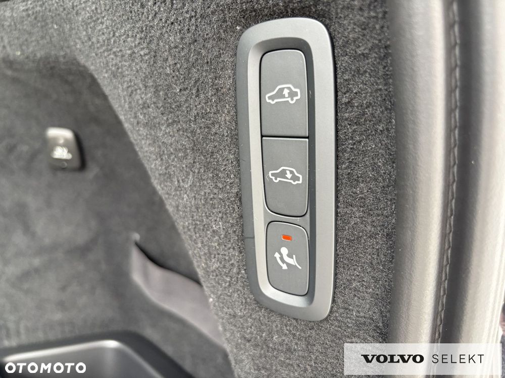 Volvo XC 90 - 28