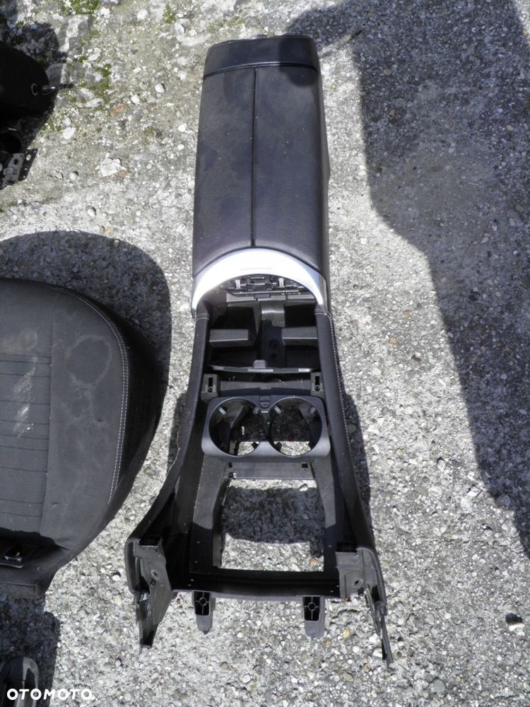 FOTELE KPL MERCEDES W205 C250 ZESTAW - 8