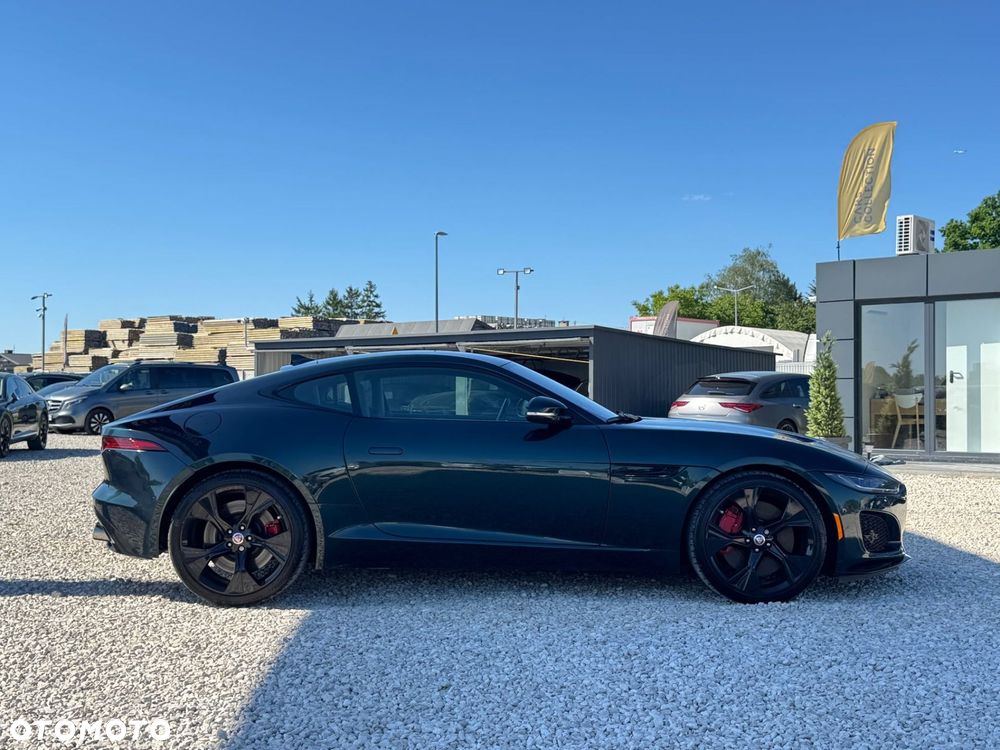 Jaguar F-Type - 4