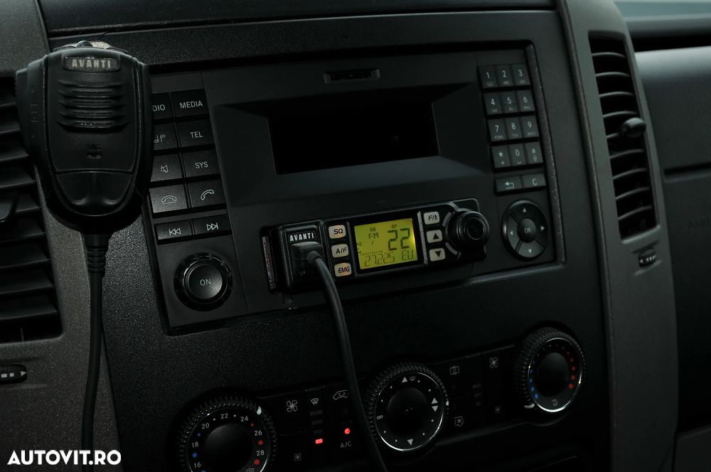Mercedes-Benz Sprinter - 20