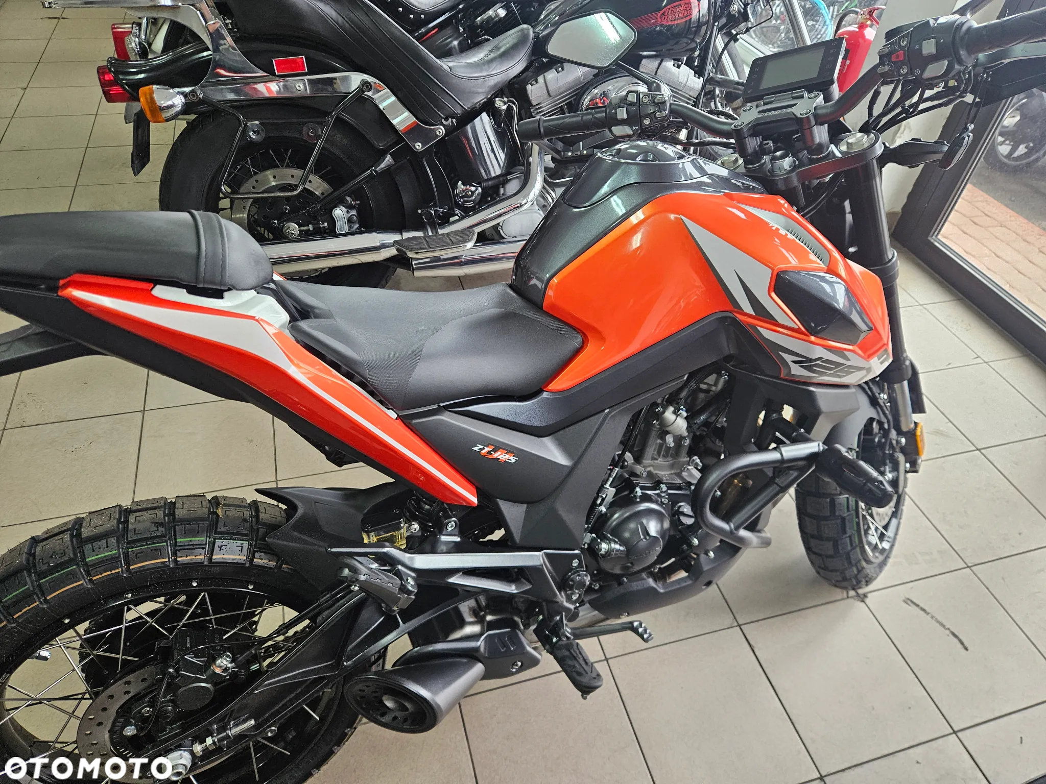 Zontes 125U1 - 9