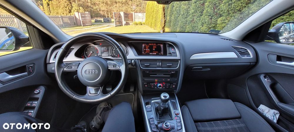 Audi A4 Avant - 11