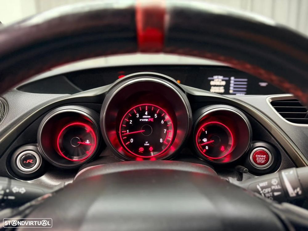 Honda Civic 2.0 VTEC Turbo Type R - 39