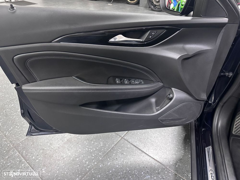 Opel Insignia Sports Tourer 2.0 CDTi Executive S/S - 22