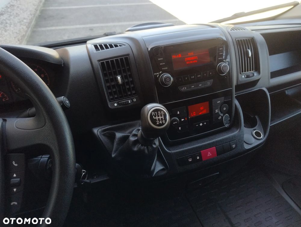 Peugeot BOXER PO LIFTINGU 2.2 HDI (150KM) 6-BIEGÓW (L3H2) MAX STAN SUPER IDEALNY KLIMA BOGATA OPCJA NIE MA RDZY 100% ORYGINAŁ KM SERWIS ! ! ! - 13