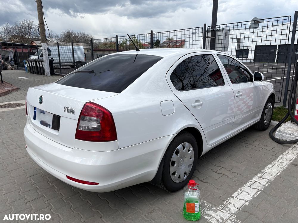 Skoda Octavia 1.4 MPI - 2