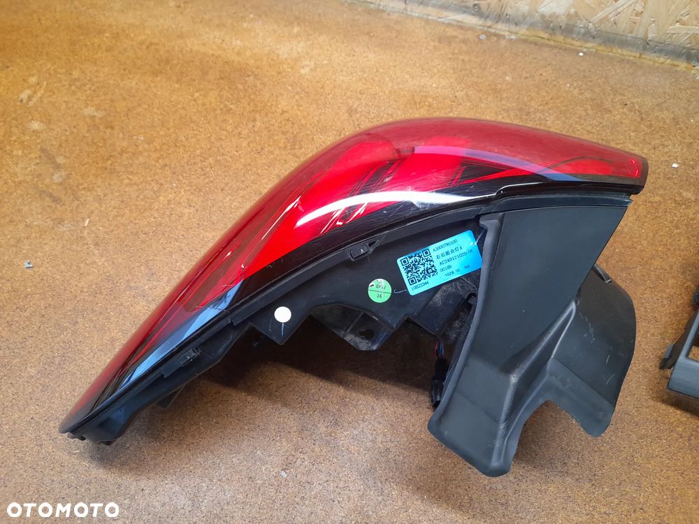 MG HS LIFT 22-25 LAMPA TYLNA PRAWA LED A30007R0100 EUROPA - 7