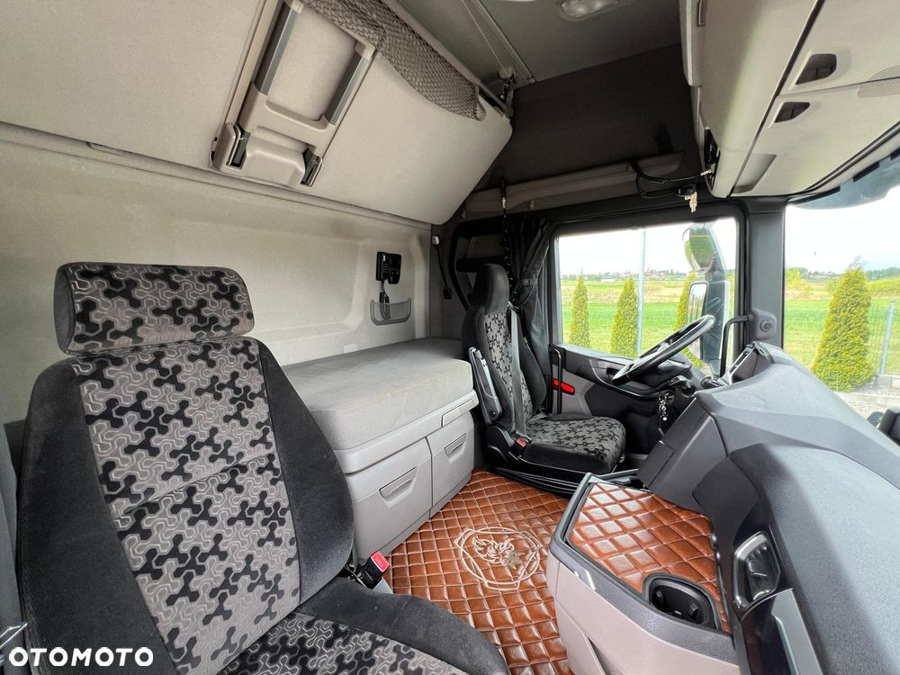 Scania R450 / ACC / WYSOKA KABINA / RETARDER / KLIMA POSTOJOWA / ZABUDOWY / 2020 / SUPER STAN - 25