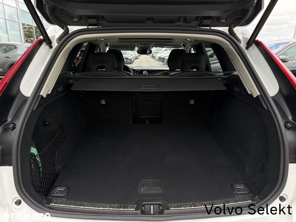 Volvo XC 60 - 30