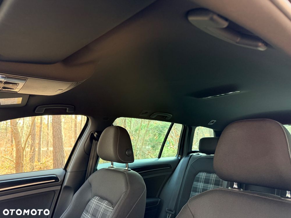 Volkswagen Golf GTD 2.0 TDI SCR DSG - 19