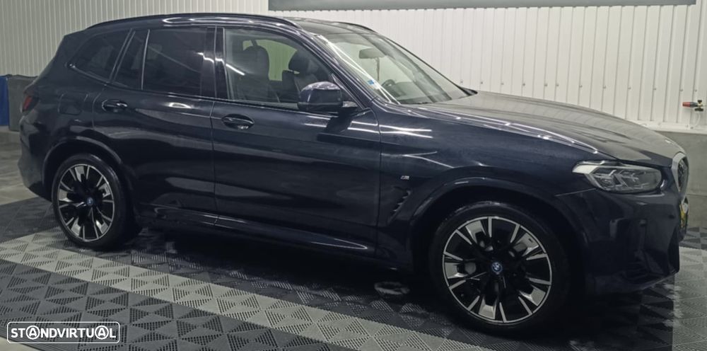 BMW iX3 M Sport Inspiring - 1