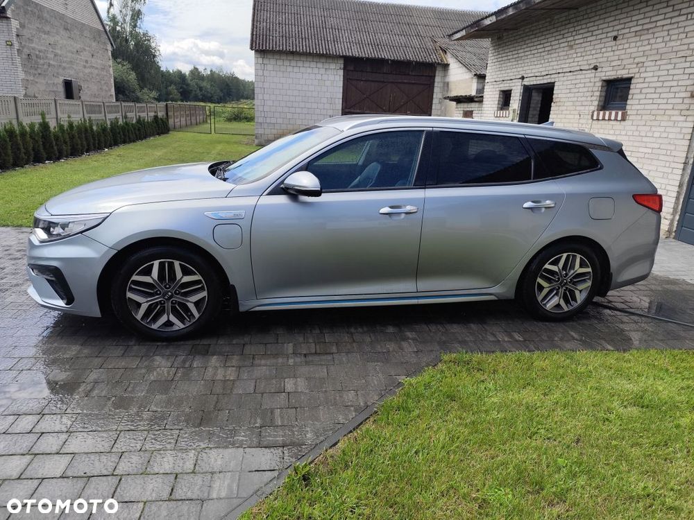 Kia Optima Plug-in Hybrid - 2