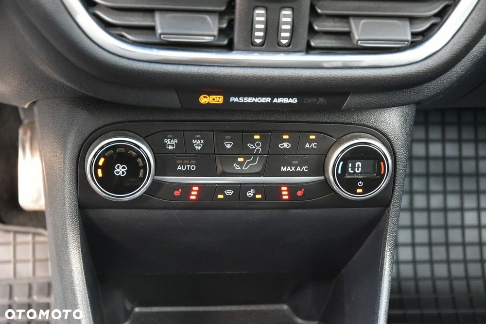 Ford Fiesta 1.5 EcoBoost S&S ST X - 12