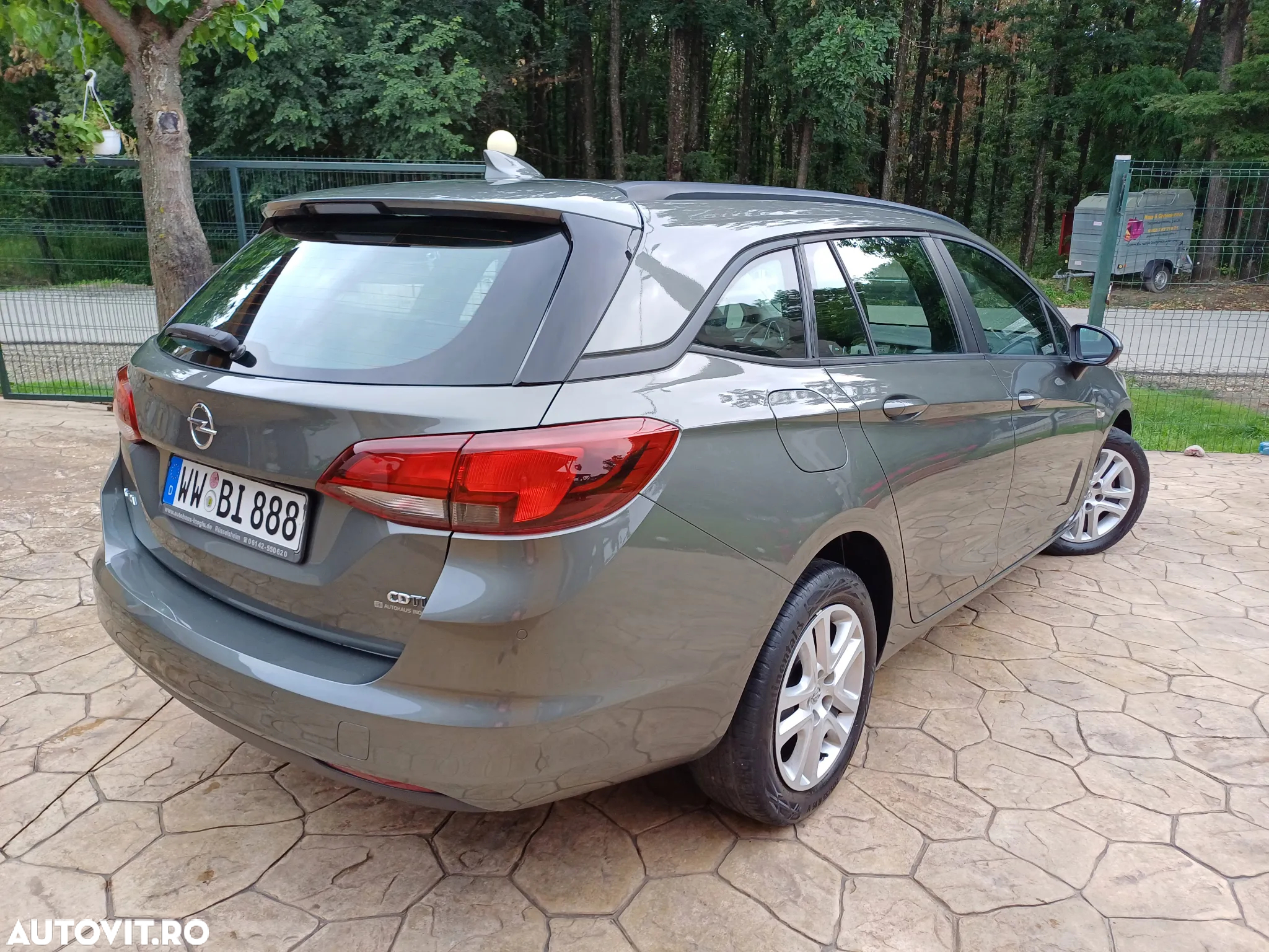 Opel Astra 1.6 CDTI ECOTEC ECOFlex Start/Stop Dynamic - 3
