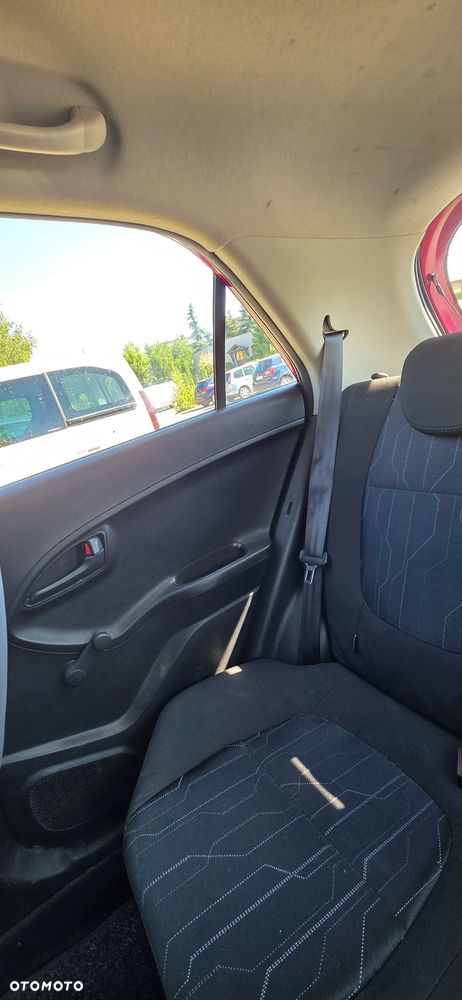 Kia Picanto - 25