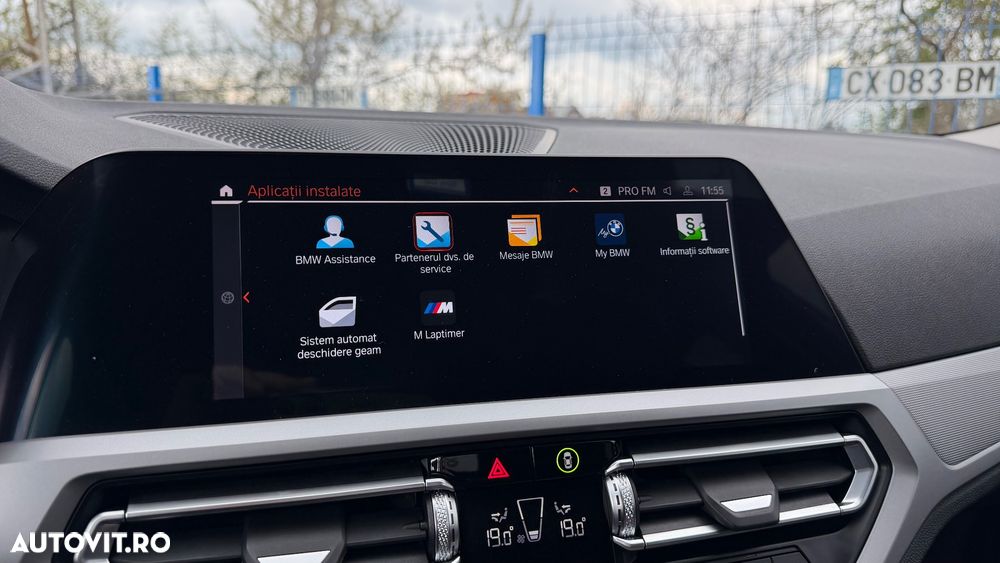 BMW Seria 3 320d xDrive Aut. Sport Line - 23