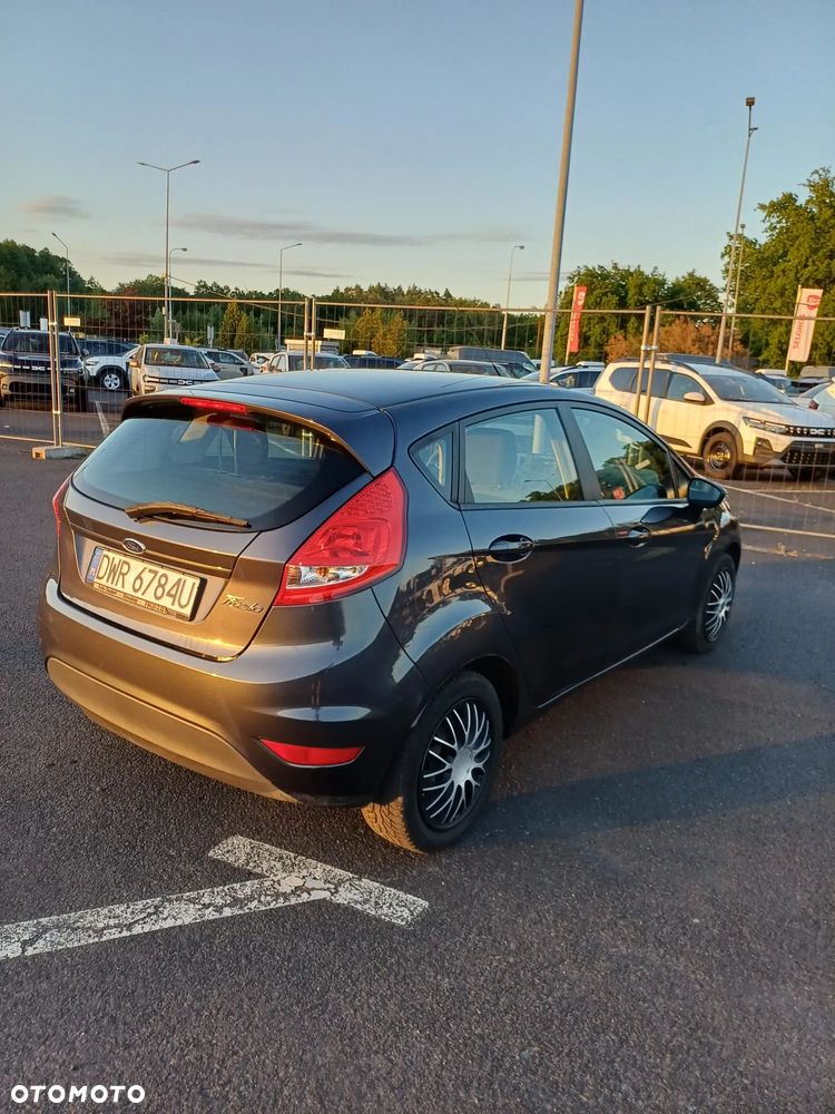 Ford Fiesta 1.25 Ambiente - 4