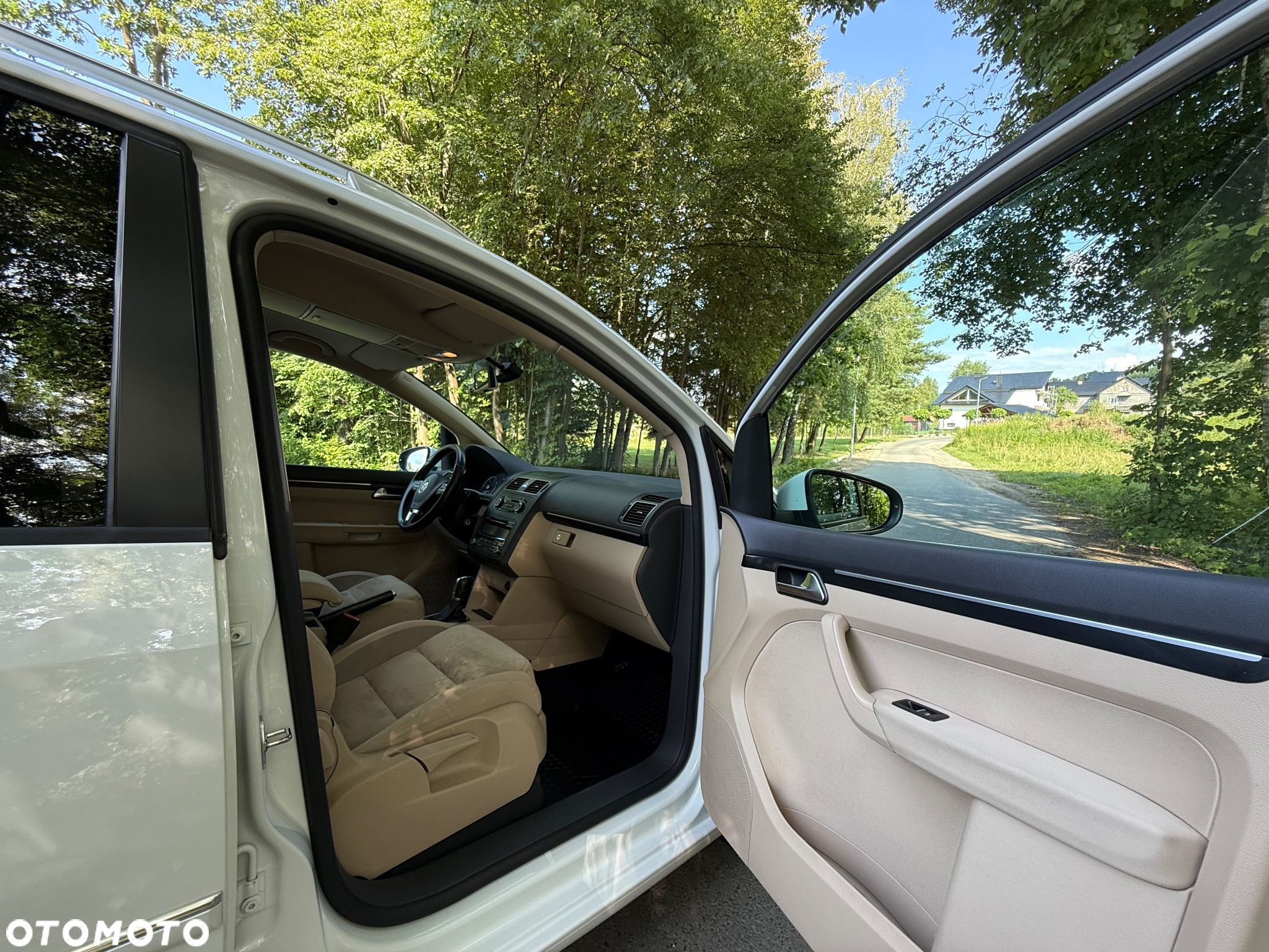 Volkswagen Touran 2.0 TDI DSG Highline - 21