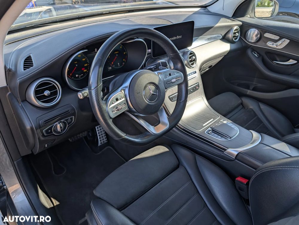 Mercedes-Benz GLC 300 d 4MATIC - 10