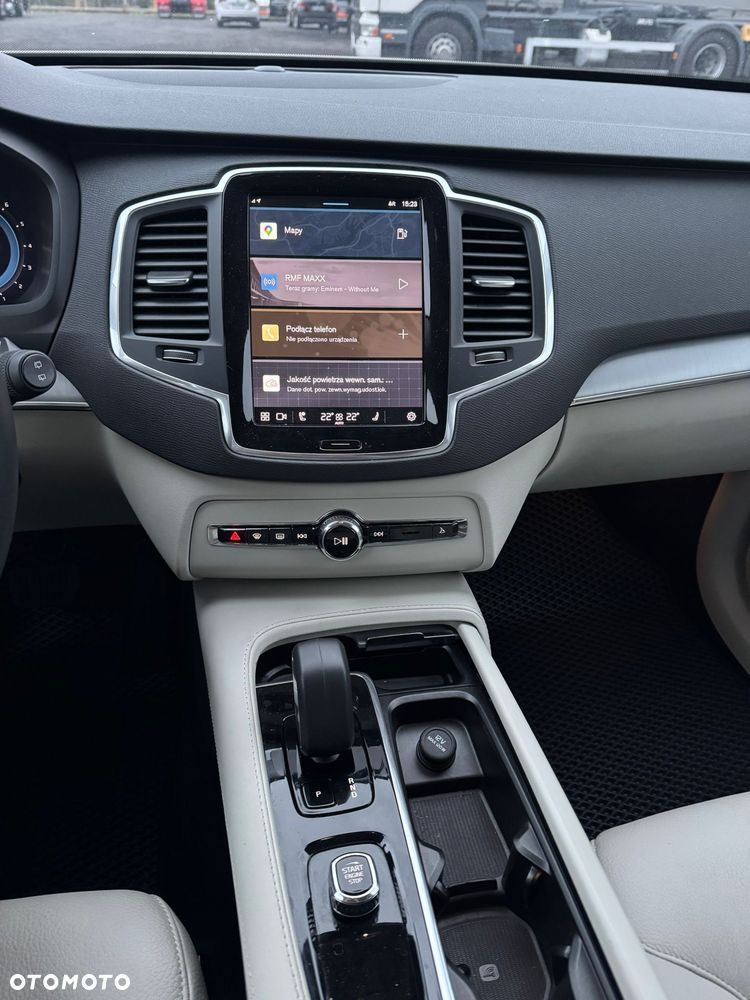 Volvo XC 90 - 19