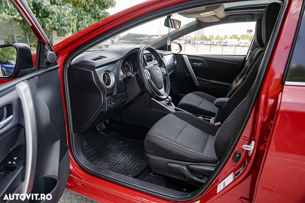Toyota Auris - 5