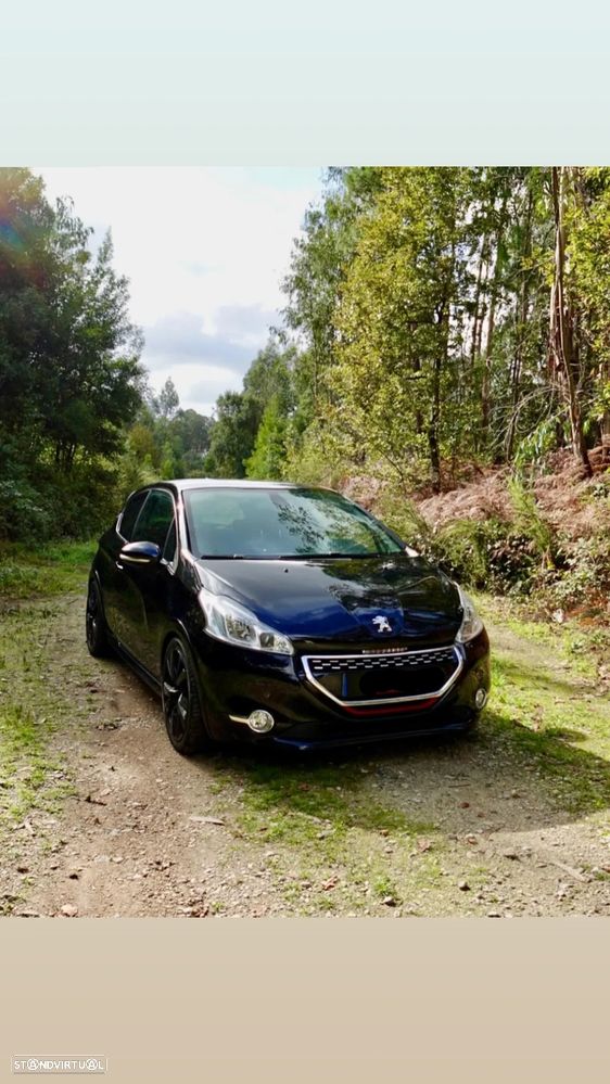 Peugeot 208 GTI 200 THP - 1