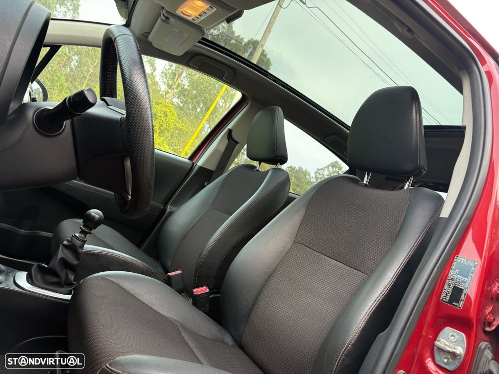 Toyota Yaris 1.33 VVT-i Sport +P.Techno +P.Plus+P.Luxury - 6