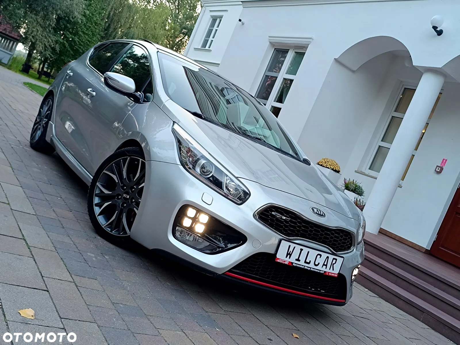 Kia Ceed Cee'd 1.6 T-GDI GT XL - 6
