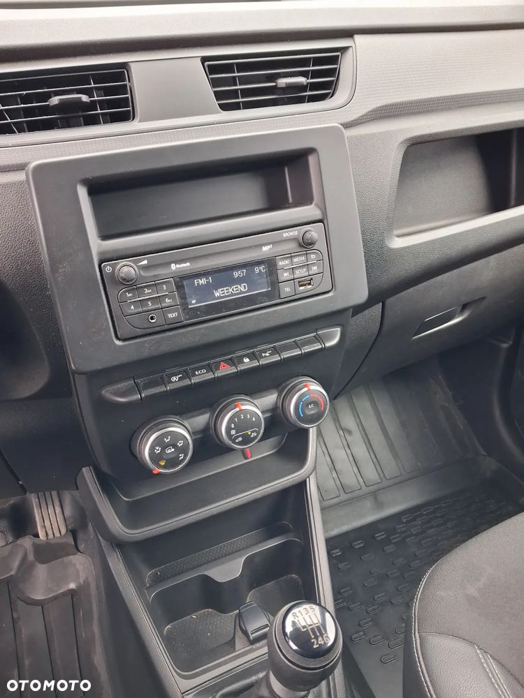 Renault Express - 10