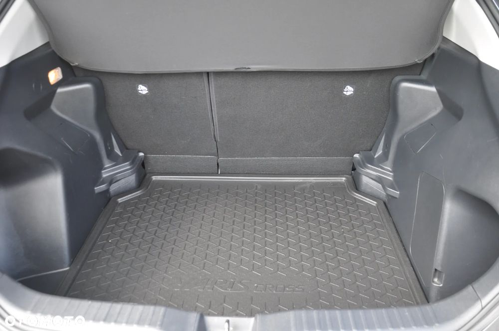 Toyota Yaris Cross Hybrid 1.5 Comfort - 27