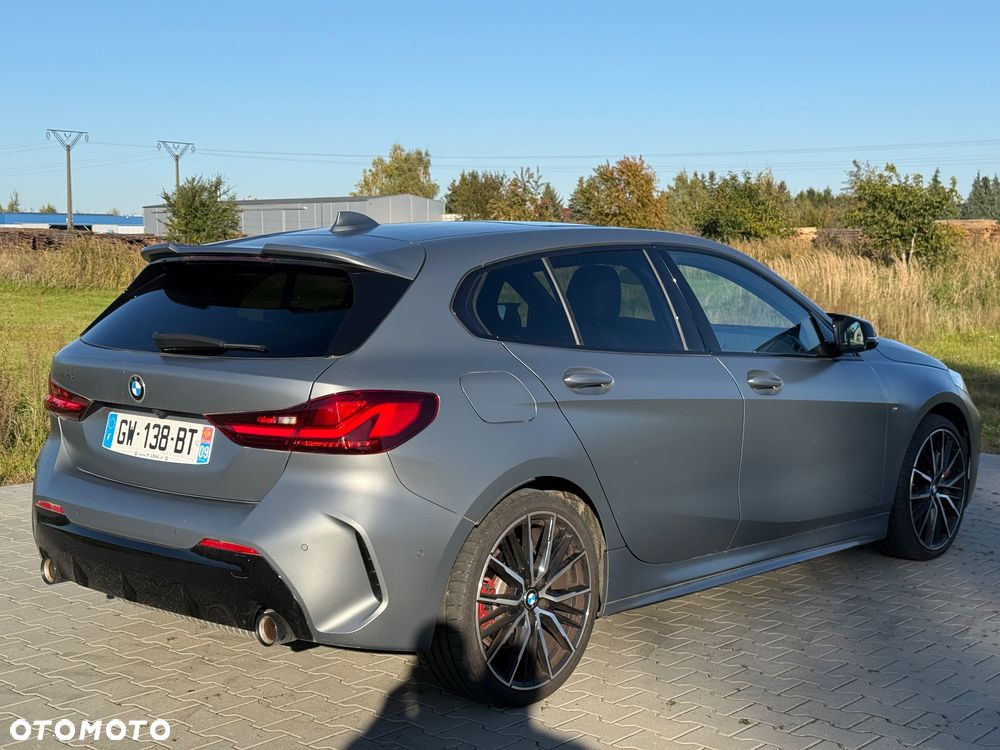 BMW Seria 1 2024 photo 3