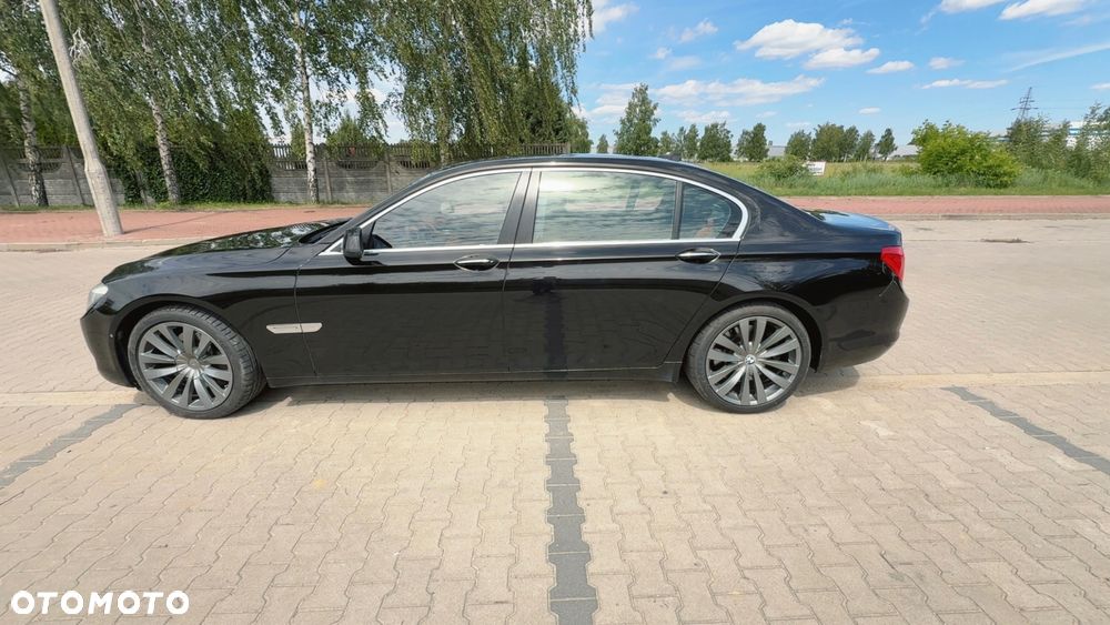 BMW Seria 7 760i L - 6