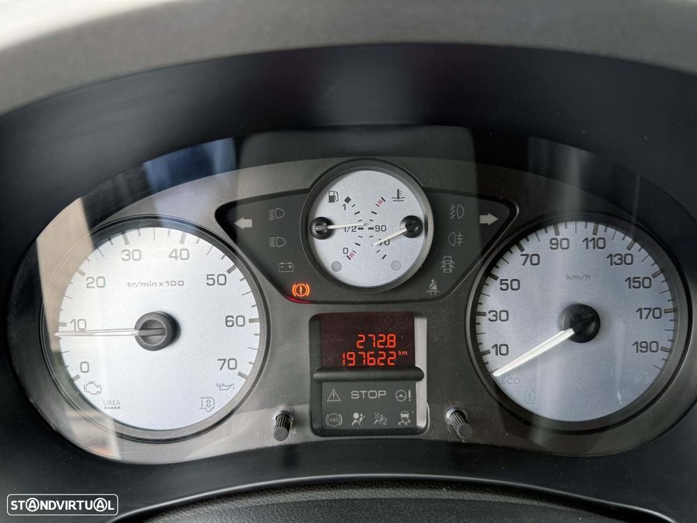 Citroën Berlingo 1.6 BlueHDi Feel - 28