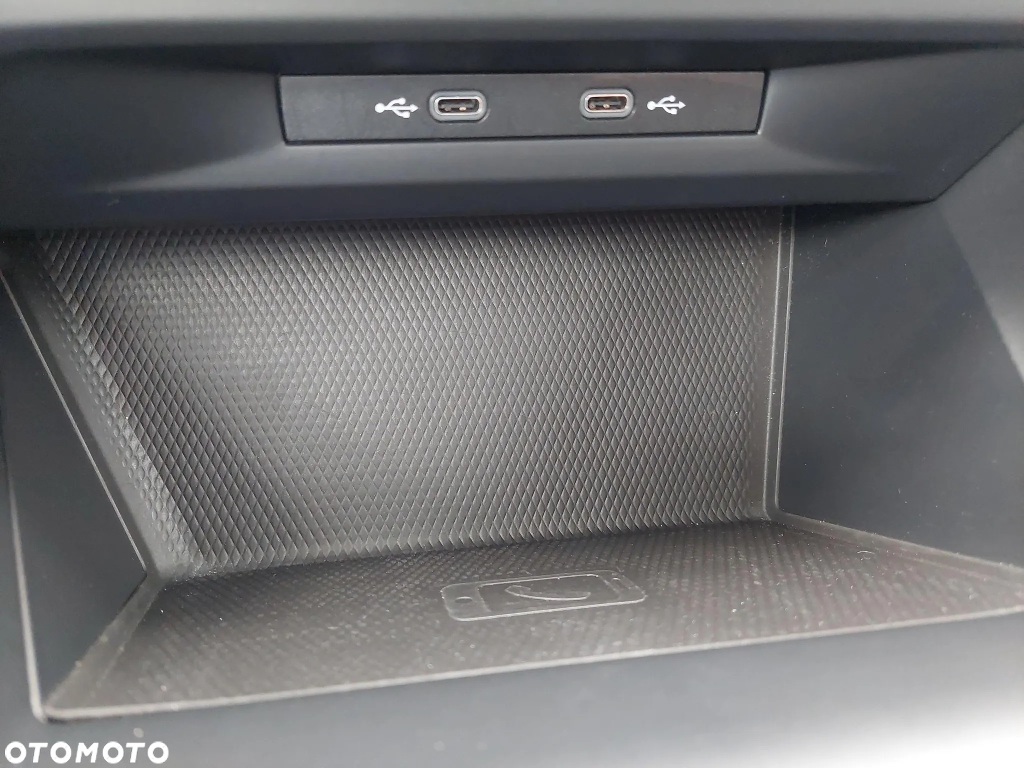 Volkswagen Golf VIII 1.5 TSI EVO Life - 23