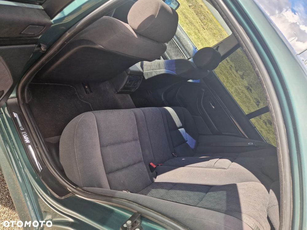 BMW Seria 5 523i - 10