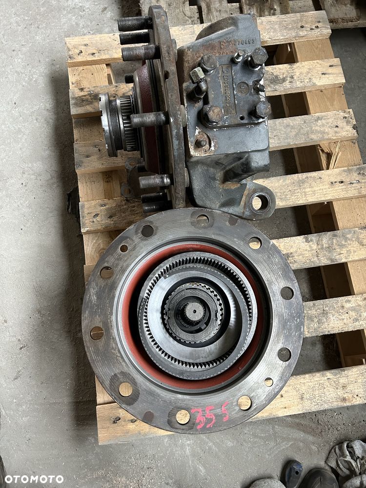 Zwrotnica, zwolnica lewa strona most ZF APL-B355 koparka zeppelin 15 - 3