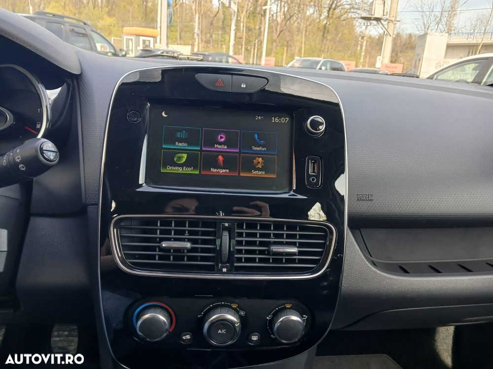 Renault Clio TCe Zen - 13