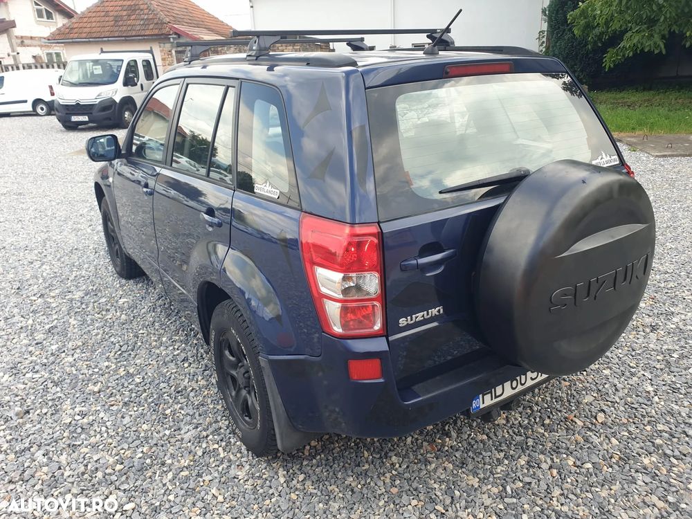 Suzuki Grand Vitara 2.0i JLX Navi - 8