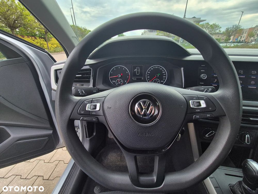 Volkswagen Polo - 11