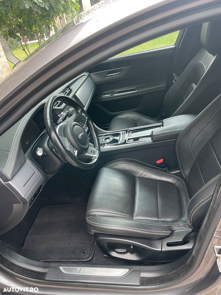Jaguar XF 20d Aut. R-Sport - 13