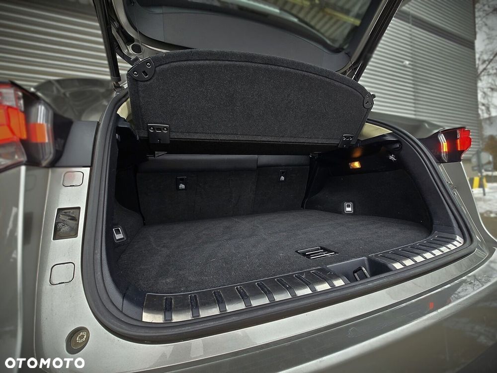 Lexus NX 200t Comfort AWD - 31