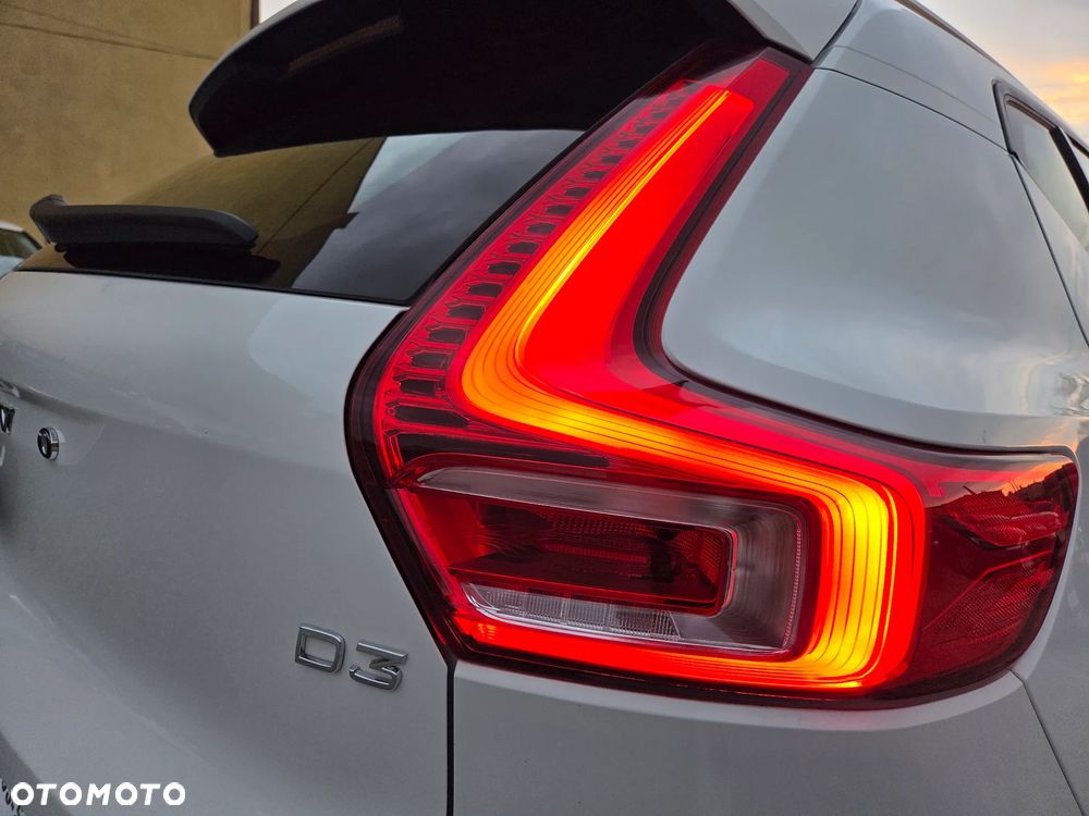 Volvo XC 40 D3 SCR Momentum - 30